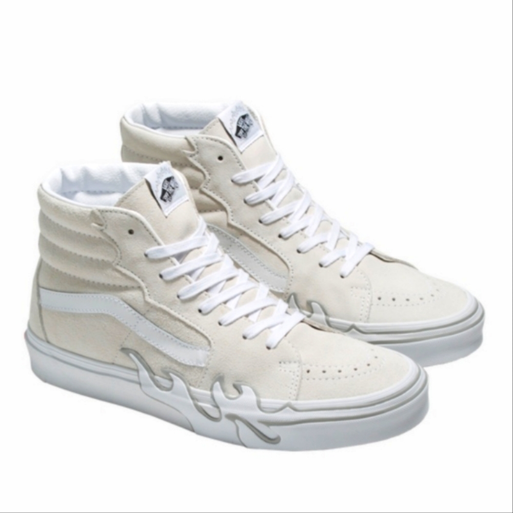 NWT Vans Sk8-Hi Flame